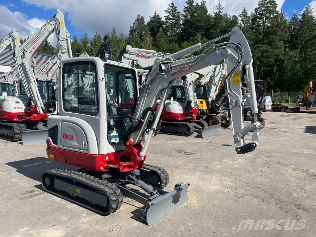 Takeuchi TB 225 Мини-экскаваторы