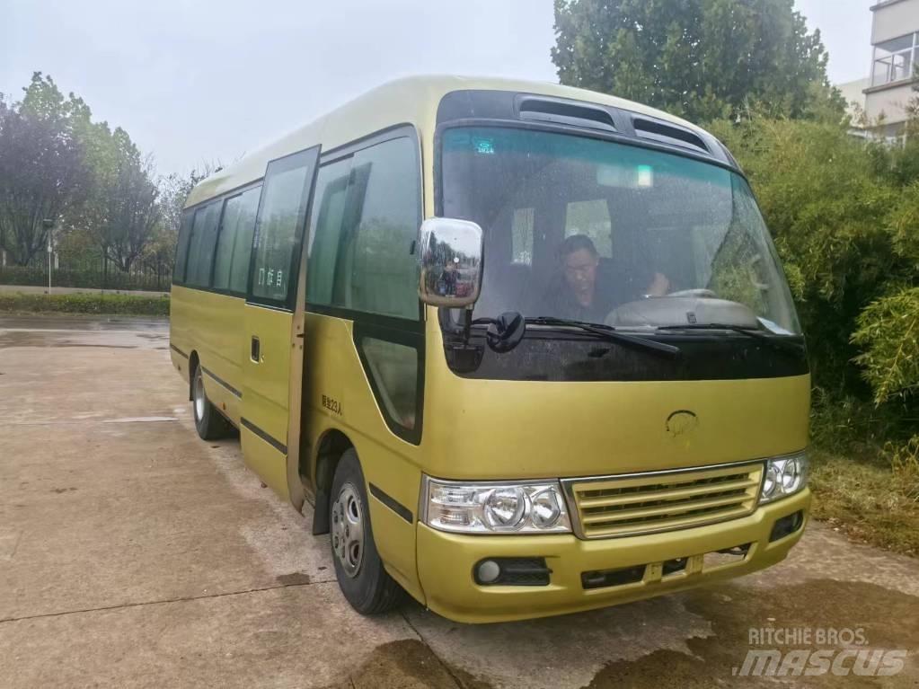 Toyota Coaster Междугородные автобусы