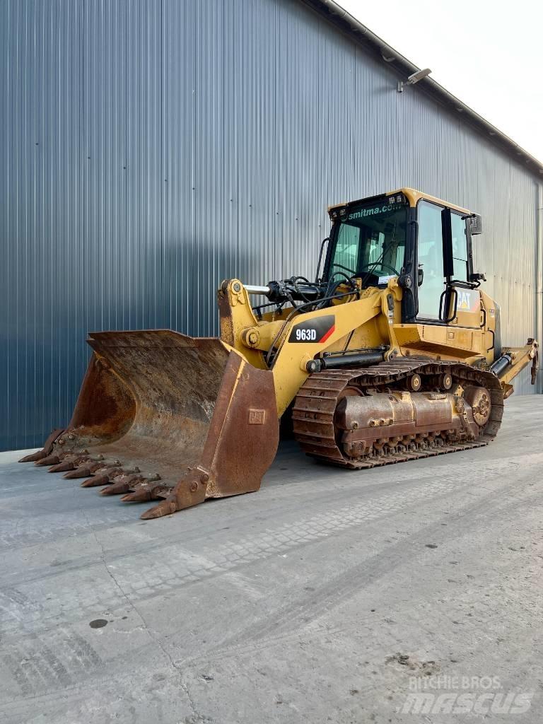 CAT 963D Гусеничные фронтальные погрузчики