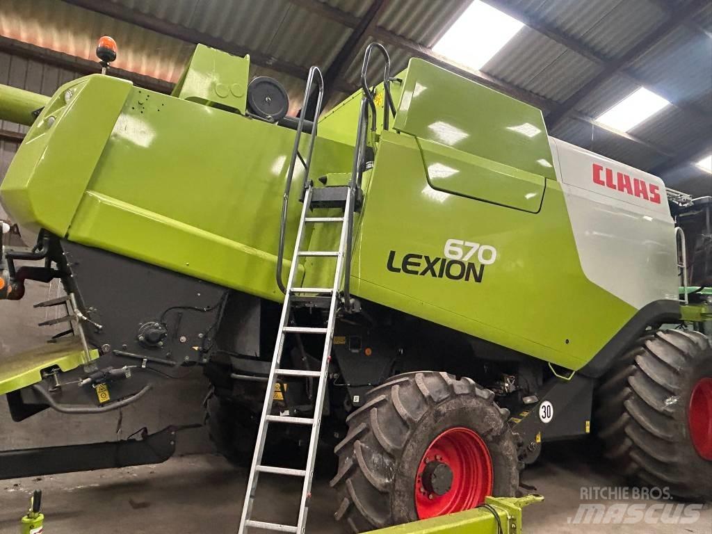 CLAAS Lexion 670 Зерноуборочные комбайны