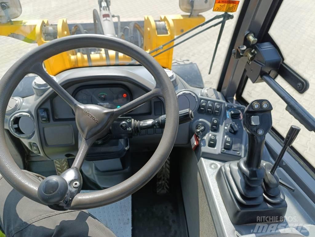Volvo L 25 F Фронтальные погрузчики