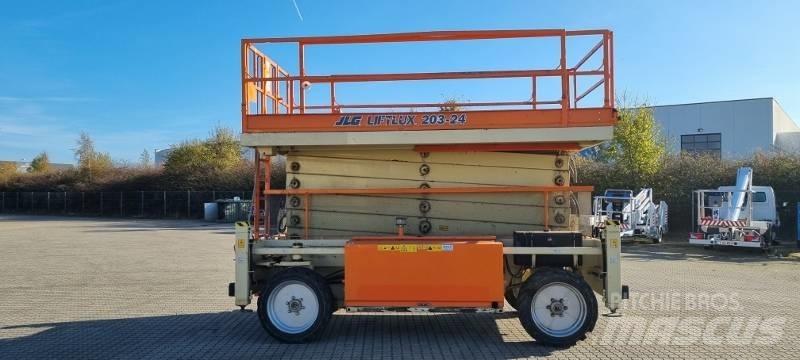 JLG 203-24 Ножничные подъемники