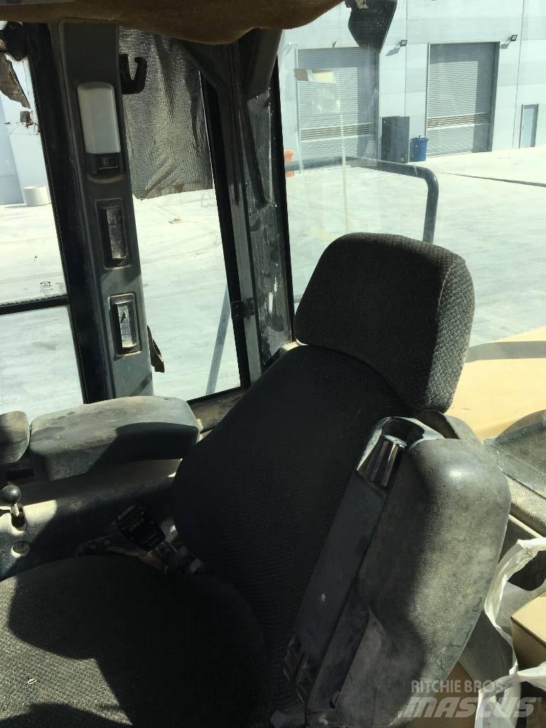 CAT 950H Фронтальные погрузчики