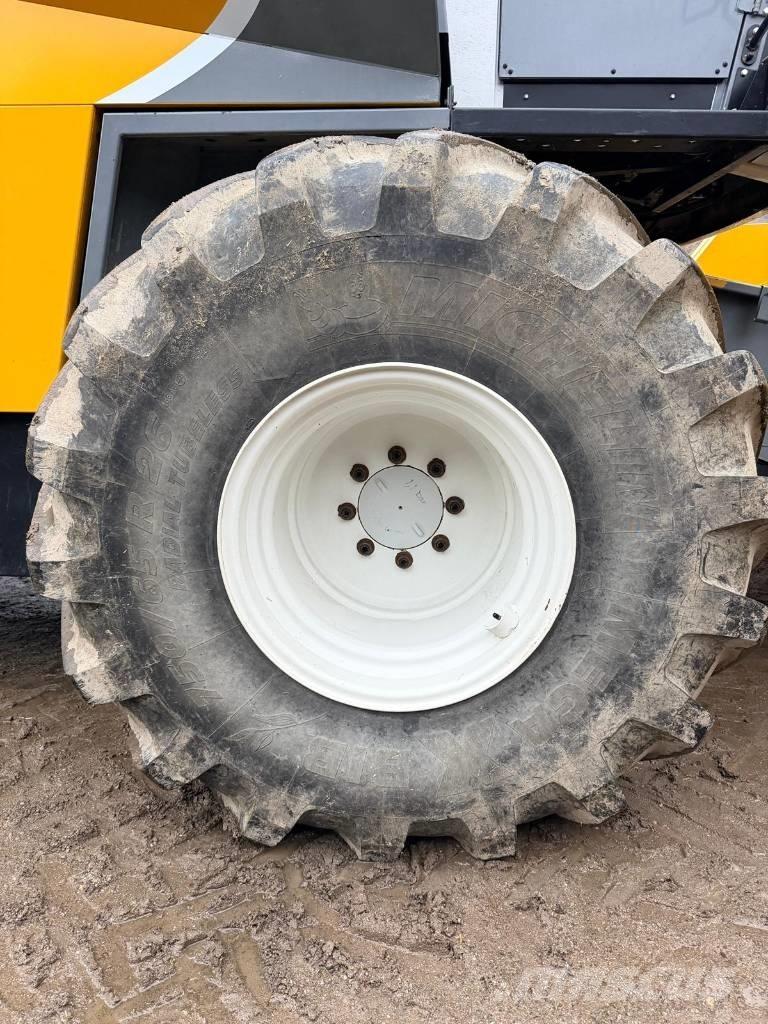 Sampo-Rosenlew 2065 Зерноуборочные комбайны