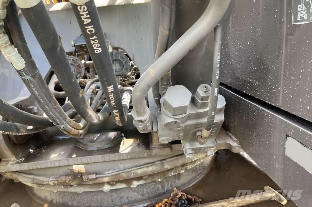 Volvo EC 240 C L Гусеничные экскаваторы