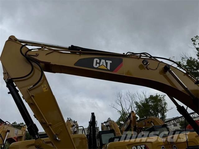 CAT 320 D2L Гусеничные экскаваторы