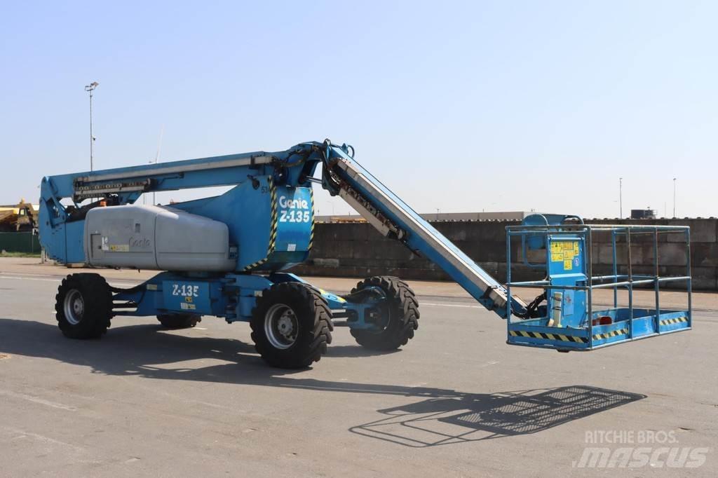 Genie Z135 Коленчатые подъемники