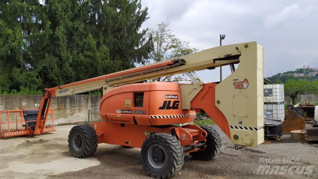 JLG 800 AJ Коленчатые подъемники