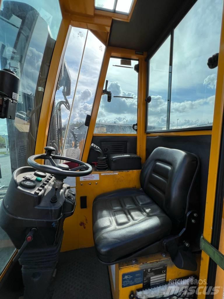 Transmanut T30 Боковые погрузчики