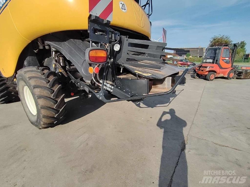 New Holland CR 9090 Зерноуборочные комбайны