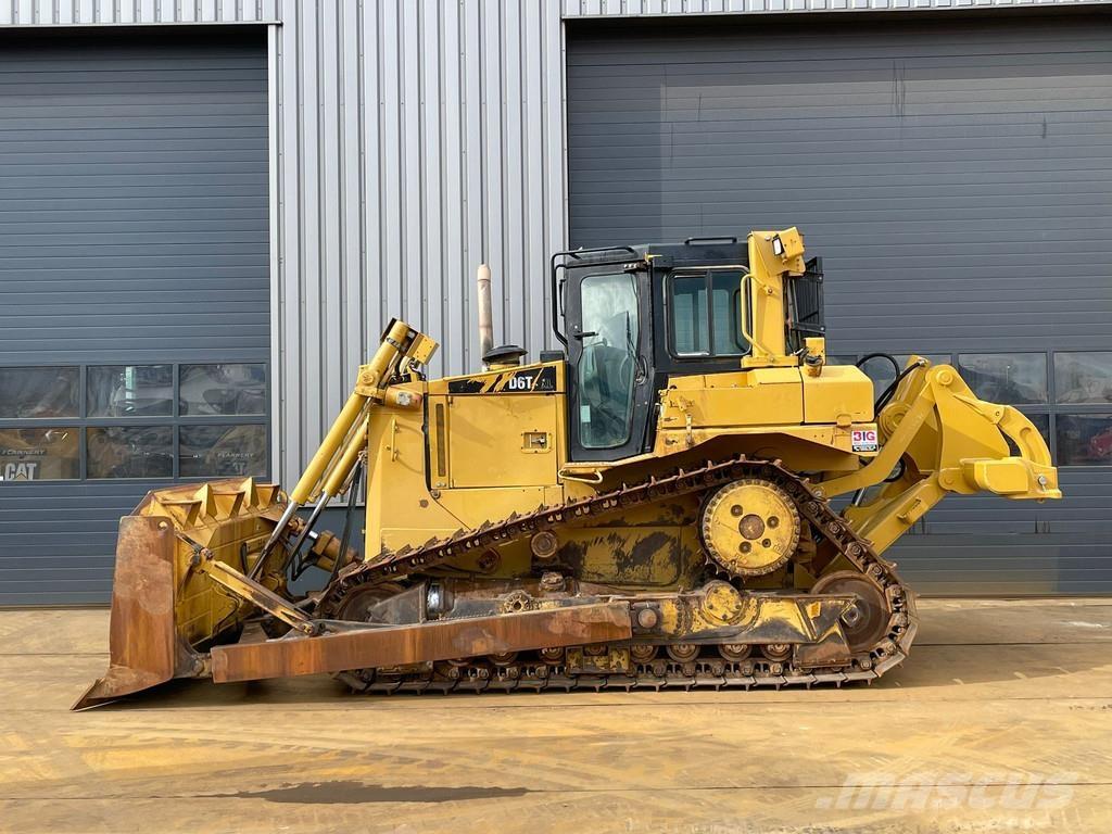 CAT D6T XL Гусеничные бульдозеры