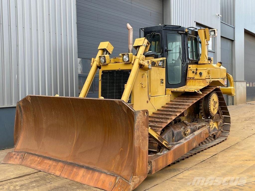 CAT D6T XL Гусеничные бульдозеры