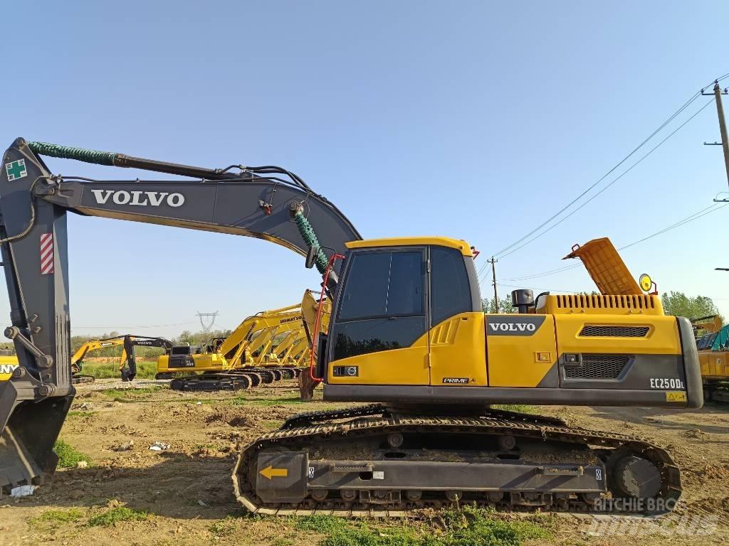 Volvo EC 250 Гусеничные экскаваторы