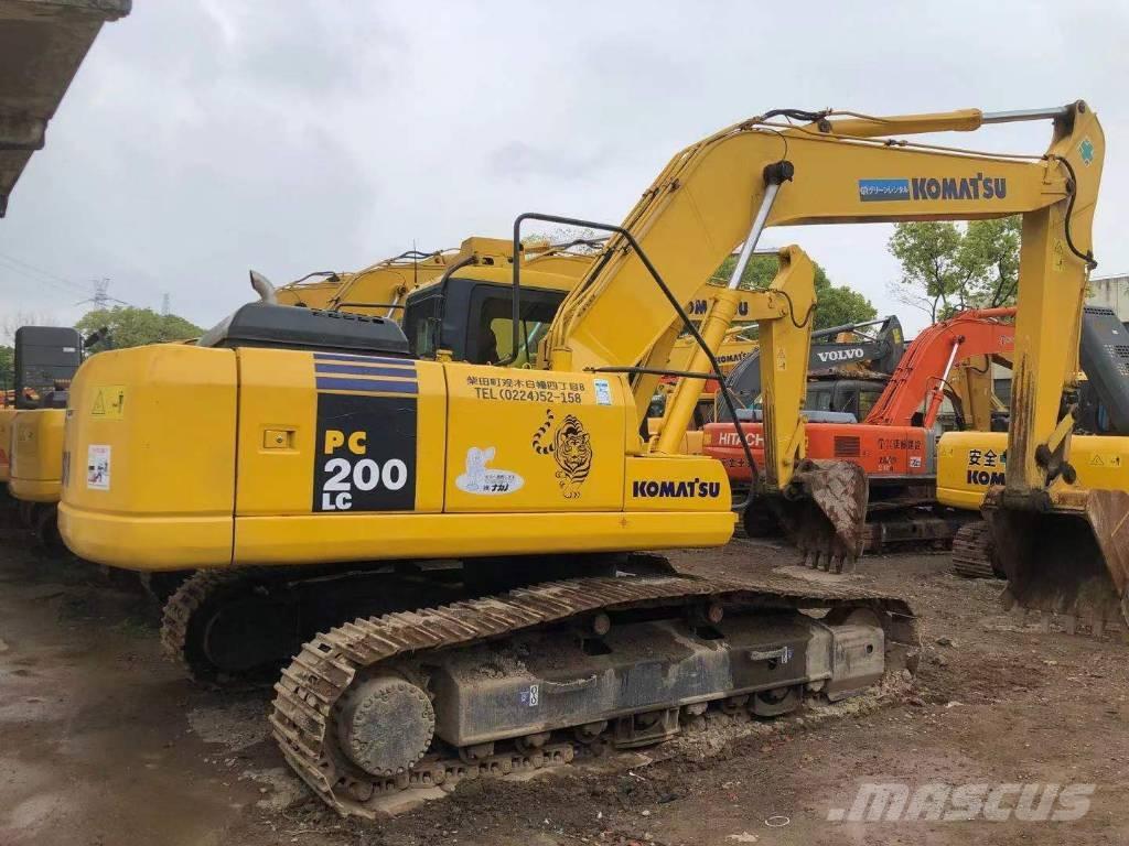 Komatsu PC 200 LC Гусеничные экскаваторы