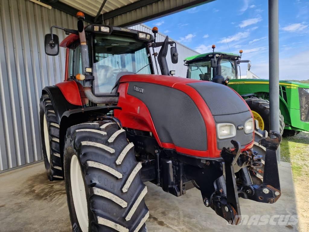 Valtra T 180 Трактора