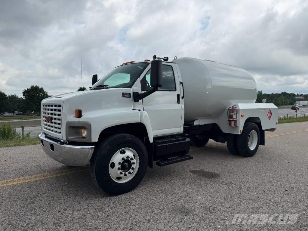 GMC C7500 Грузовики-цистерны