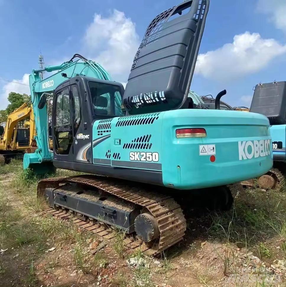 Kobelco SK 250 Гусеничные экскаваторы