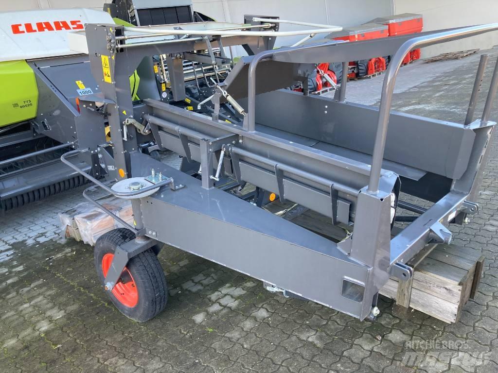 CLAAS 4000 Тюковые пресс-подборщики