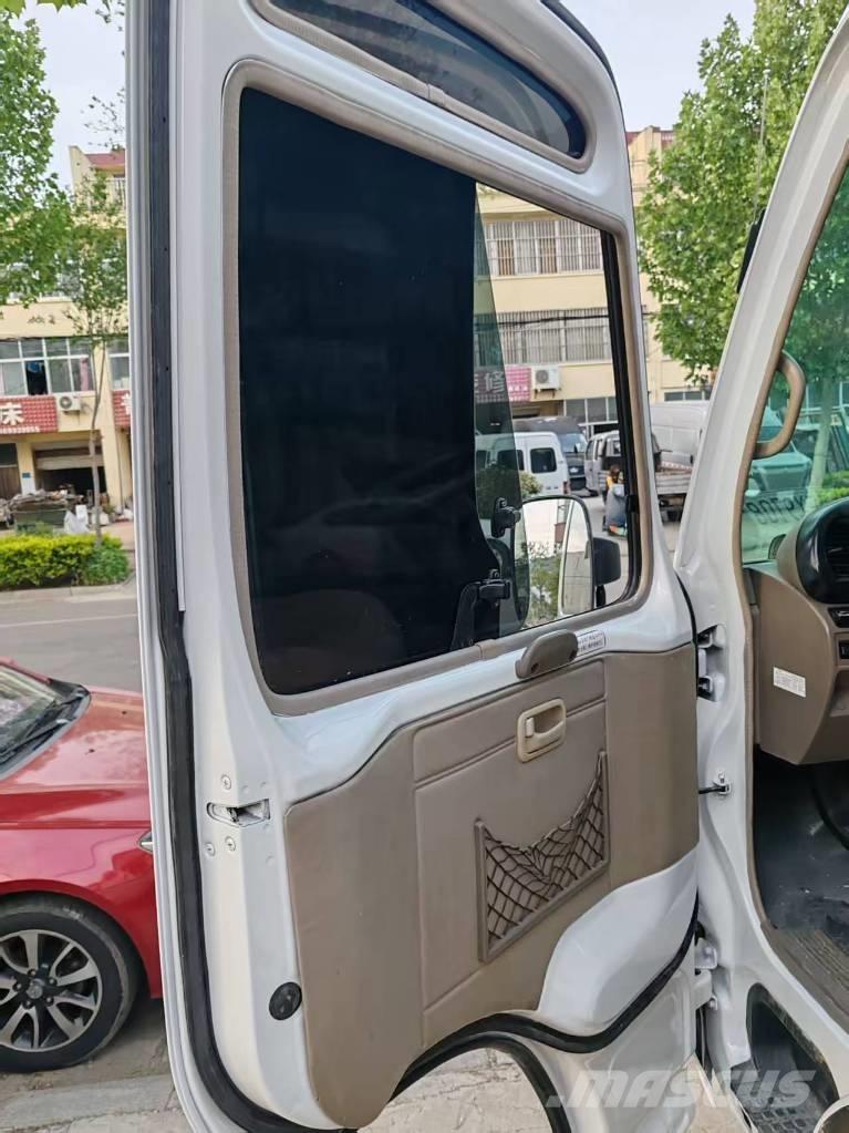 Toyota Coaster Междугородные автобусы