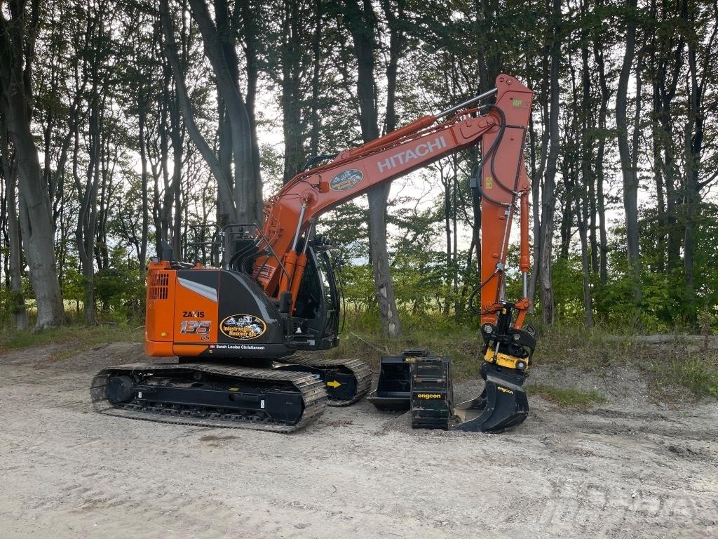 Hitachi ZX 135 US-7 Гусеничные экскаваторы
