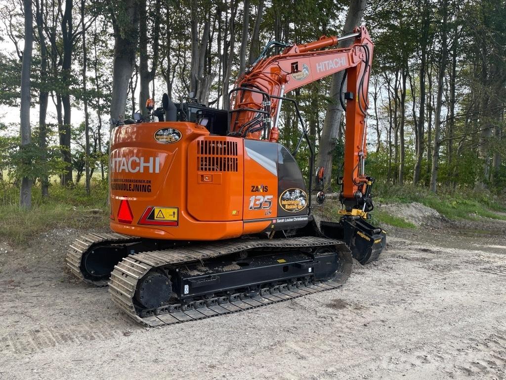 Hitachi ZX 135 US-7 Гусеничные экскаваторы