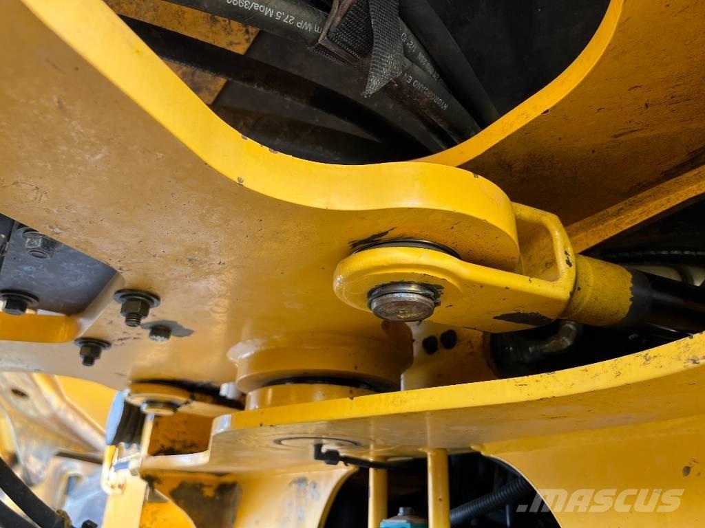 Volvo L90F Фронтальные погрузчики