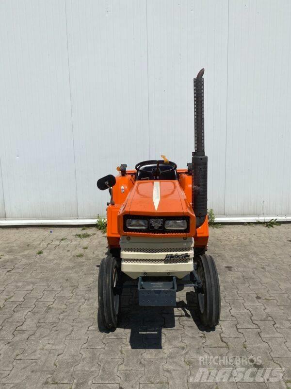 Kubota B 1600 Коммунальные тракторы