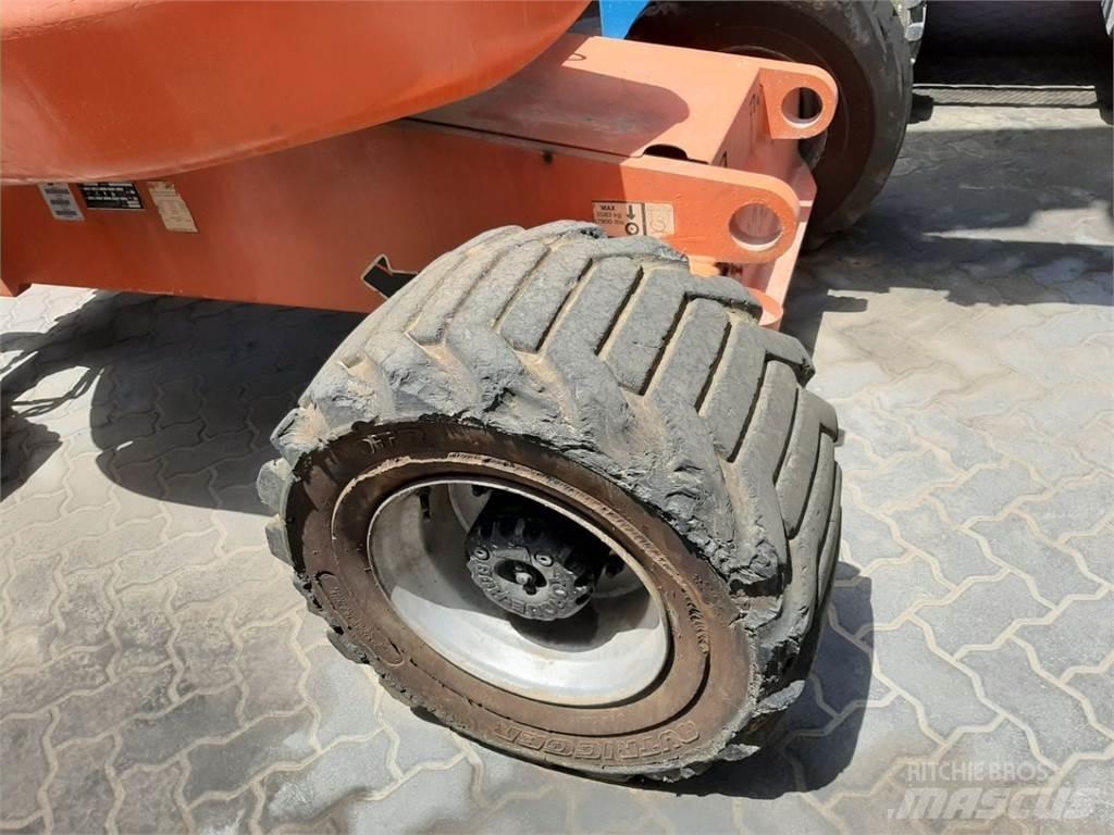 JLG 450AJ Коленчатые подъемники