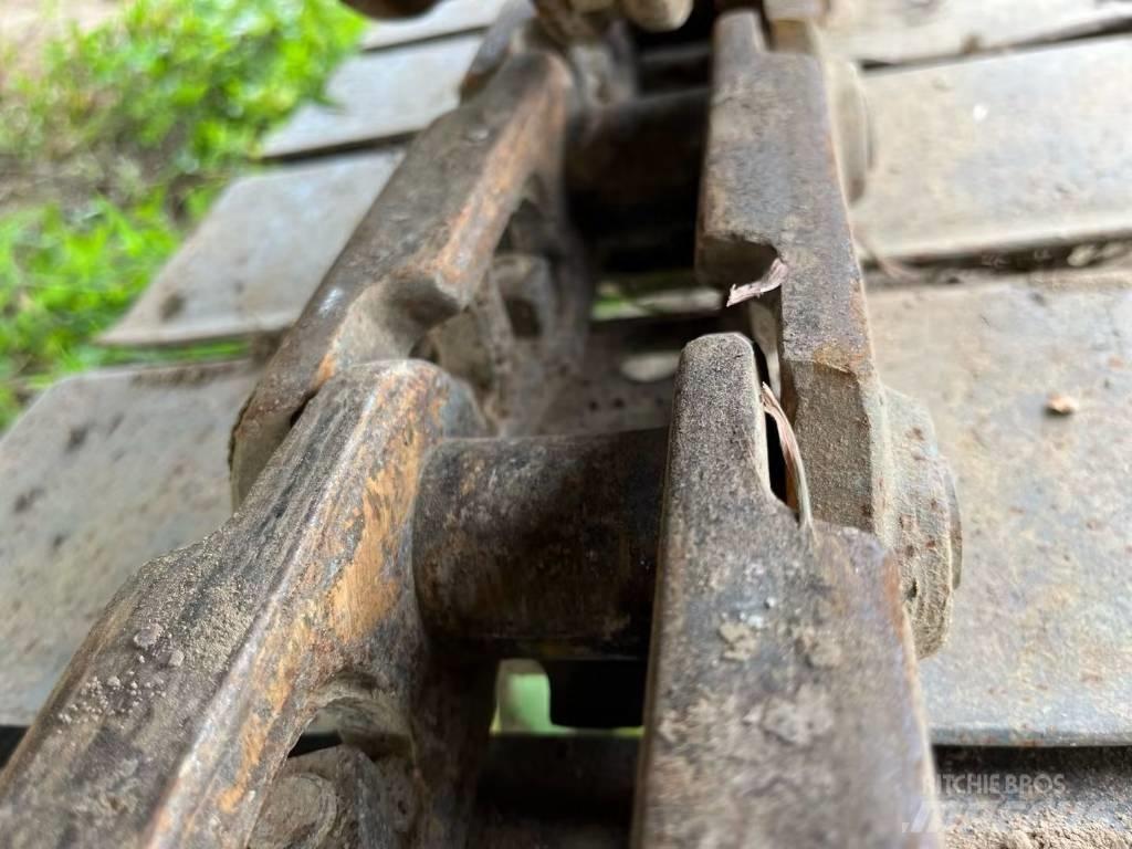 Komatsu PC70-8加长臂 Гусеничные экскаваторы