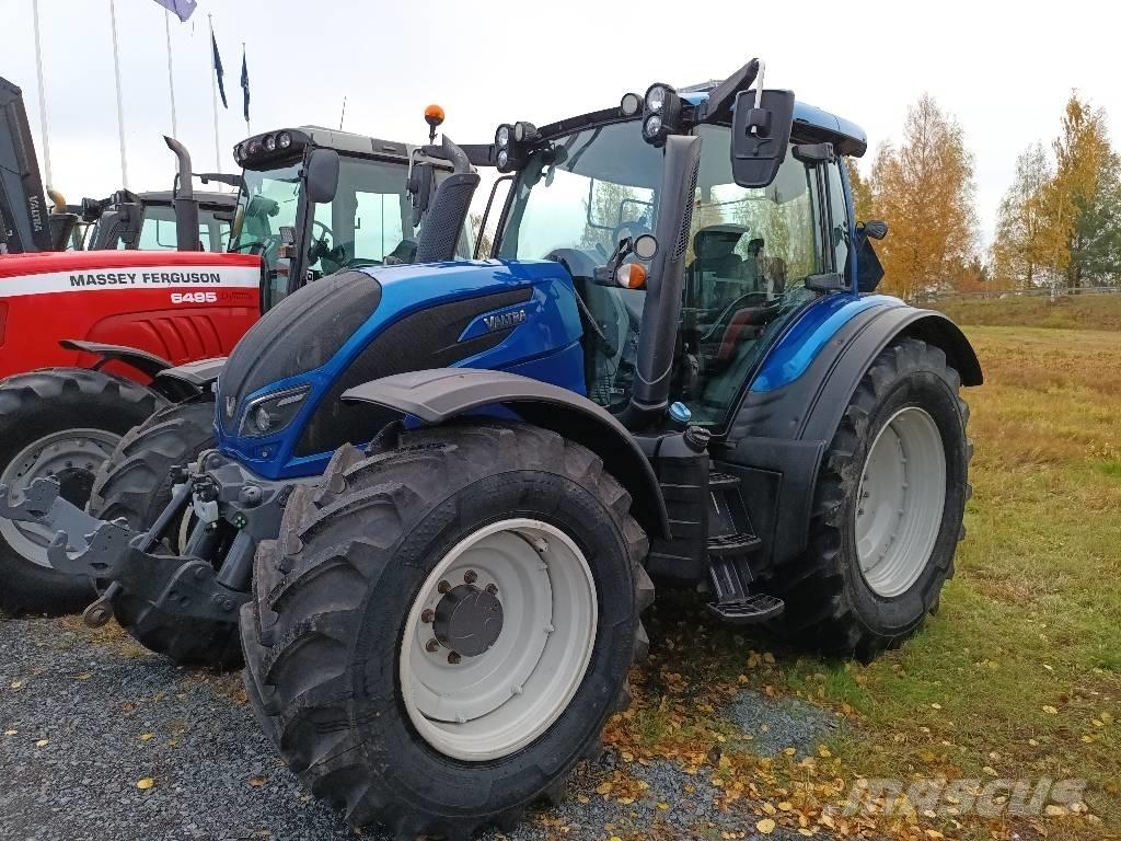 Valtra N174 E versu Трактора