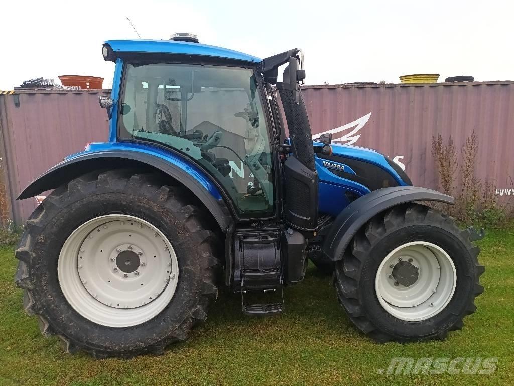 Valtra N174 E versu Трактора