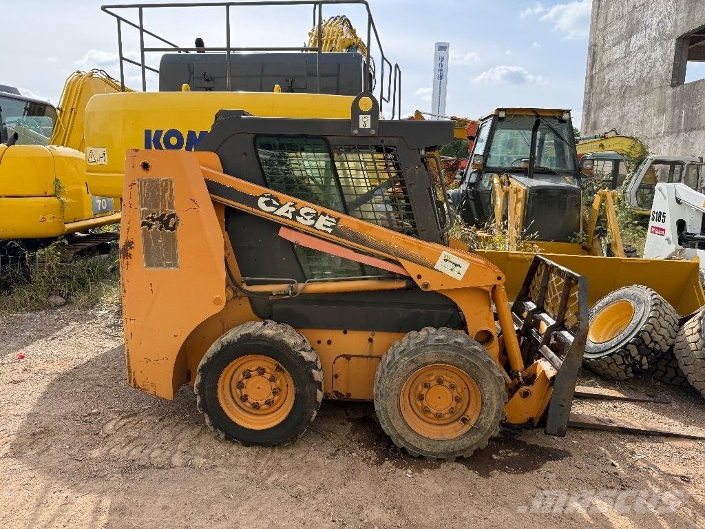 CASE 410 Мини-погрузчики