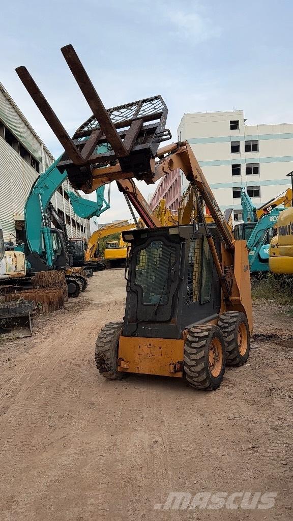 CASE 410 Мини-погрузчики