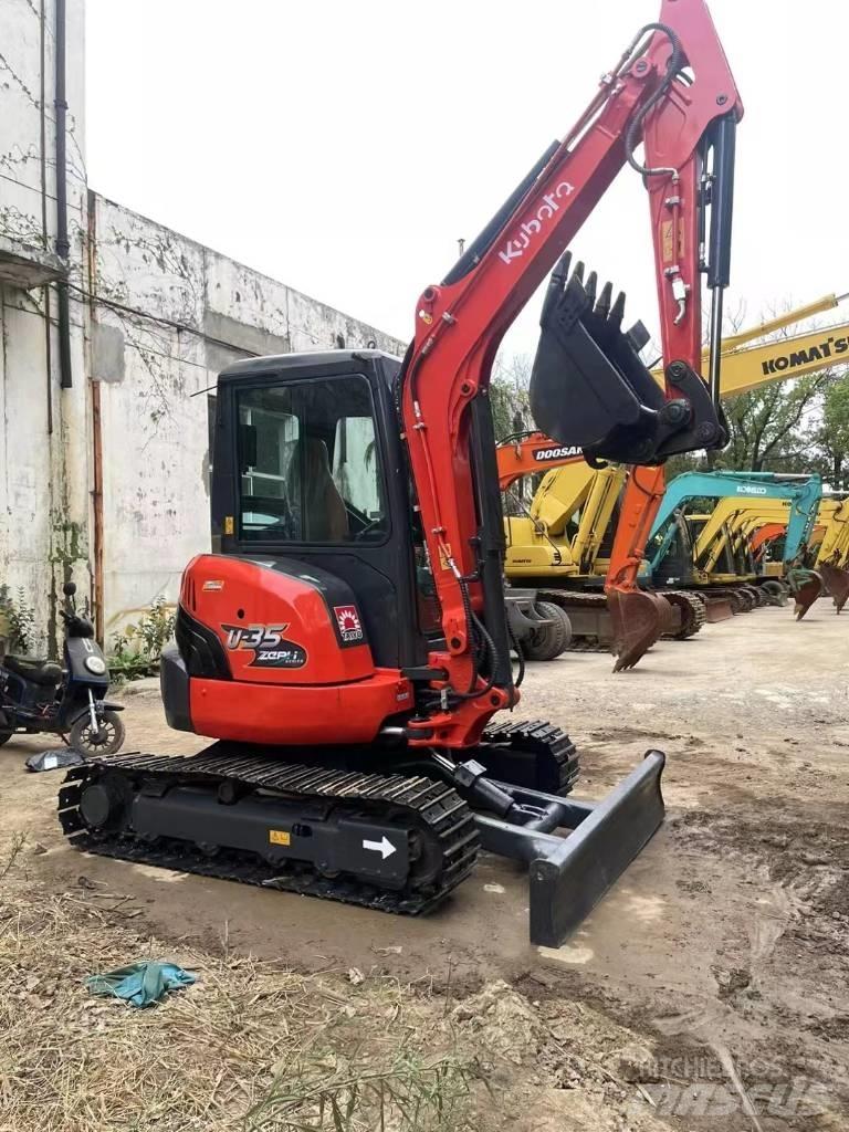 Kubota U35 Мини-экскаваторы