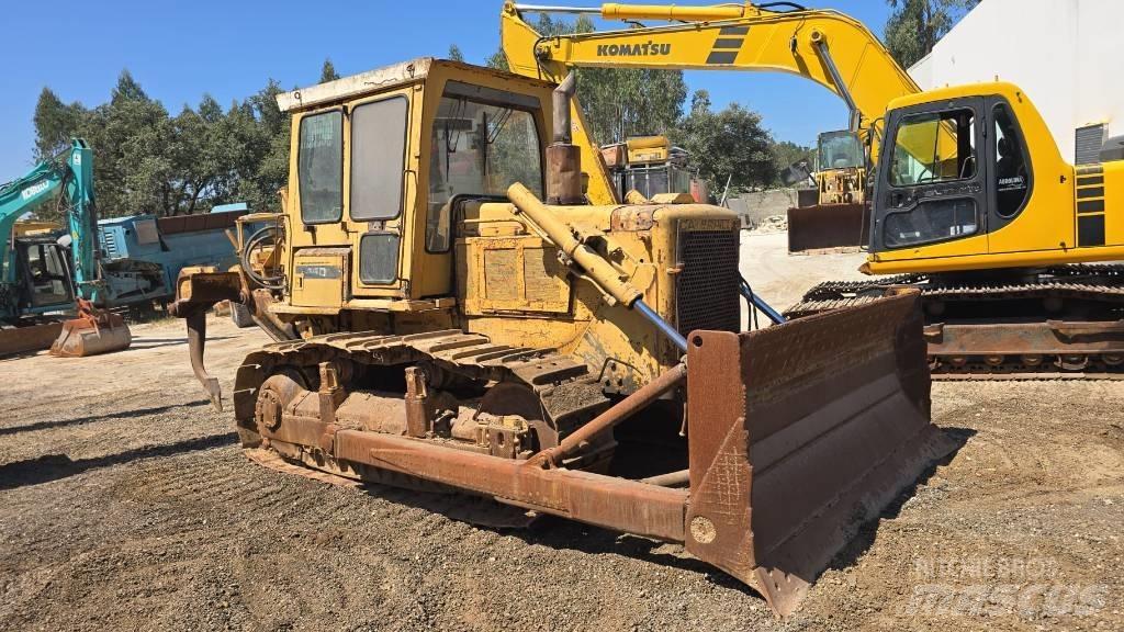 CAT D 6 D Гусеничные бульдозеры