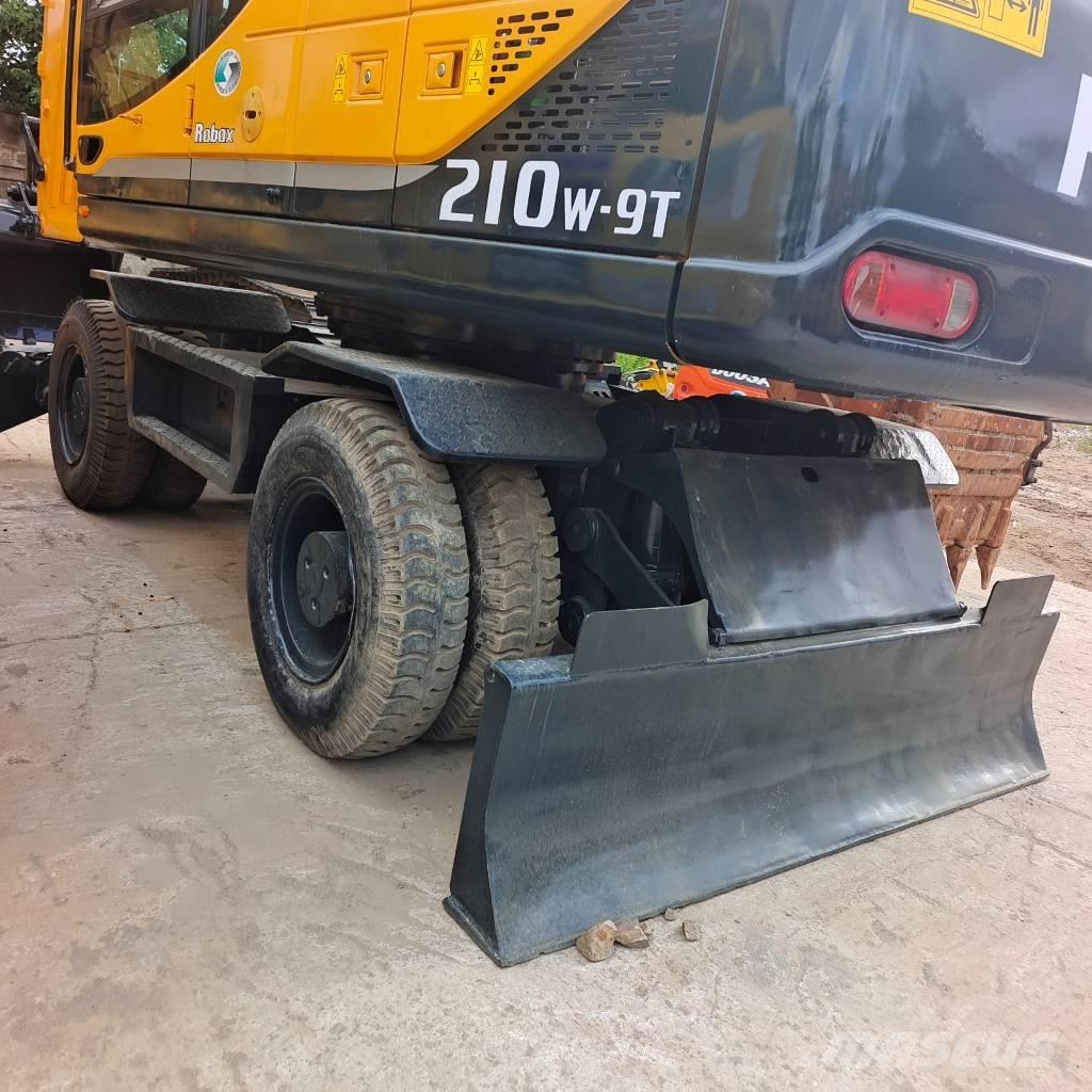 Hyundai 210W-9 Колёсные экскаваторы