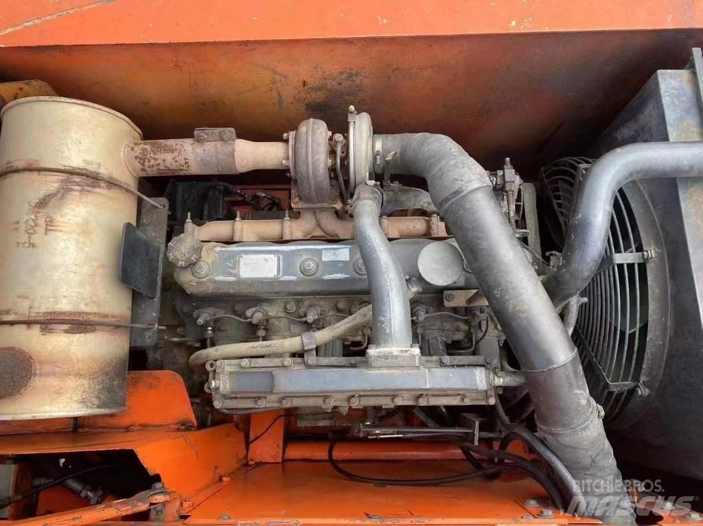 Doosan DH 225 LC-7 Гусеничные экскаваторы