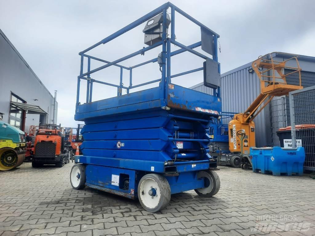 SkyJack SJ III 4632 Ножничные подъемники