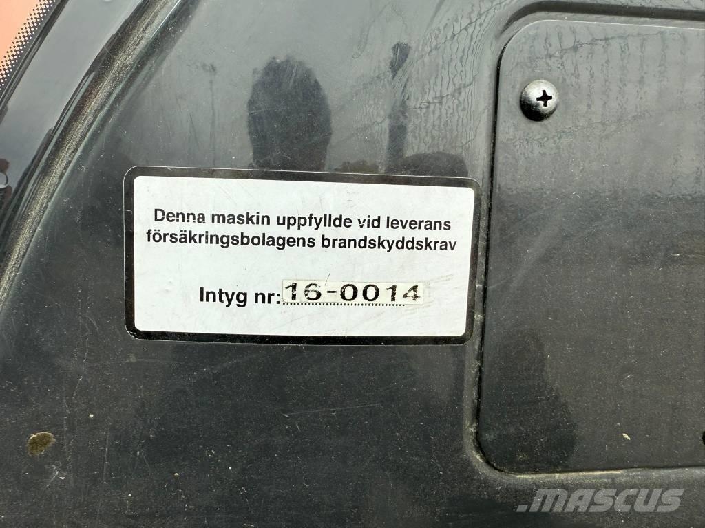 Hitachi ZX 300 LC-6 Гусеничные экскаваторы
