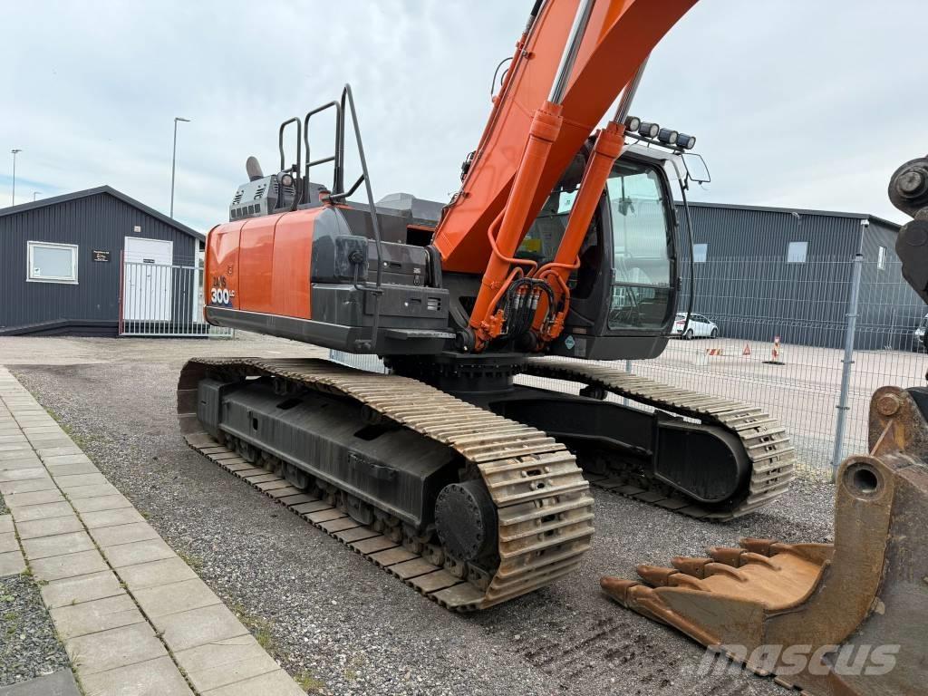 Hitachi ZX 300 LC-6 Гусеничные экскаваторы