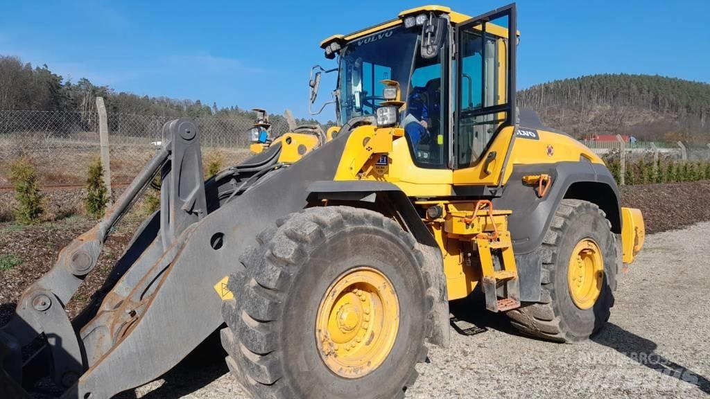 Volvo L 120 H Фронтальные погрузчики