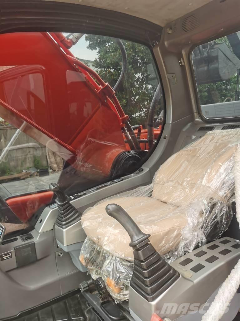 Doosan DX 300 LC Гусеничные экскаваторы