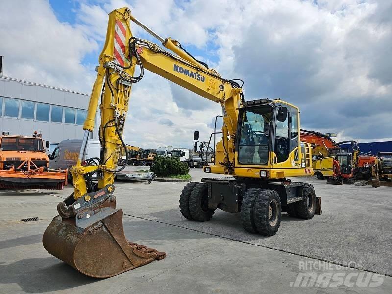 Komatsu PW 148-8 Колёсные экскаваторы