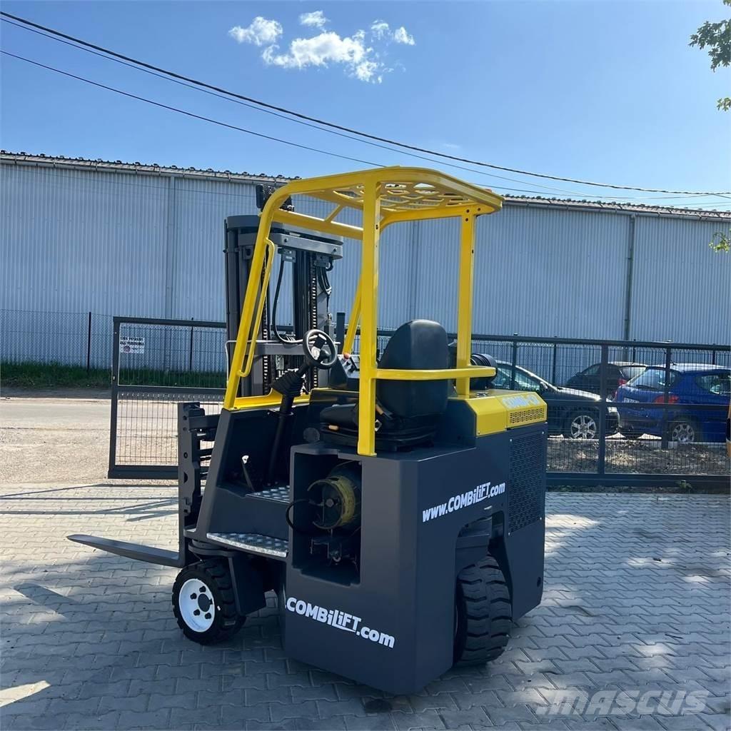 Combilift CBE 3000 4-x ходовые ричтраки