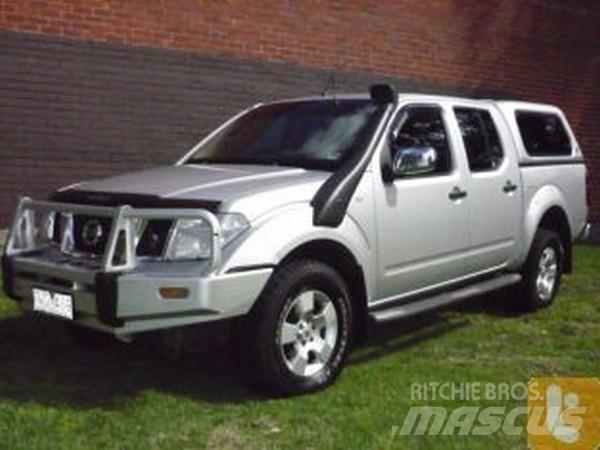 Nissan NAVARA ST-X Изотермический фургон