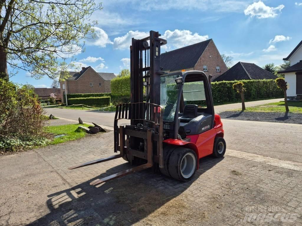 Manitou MI30D S1E3 Дизельные погрузчики