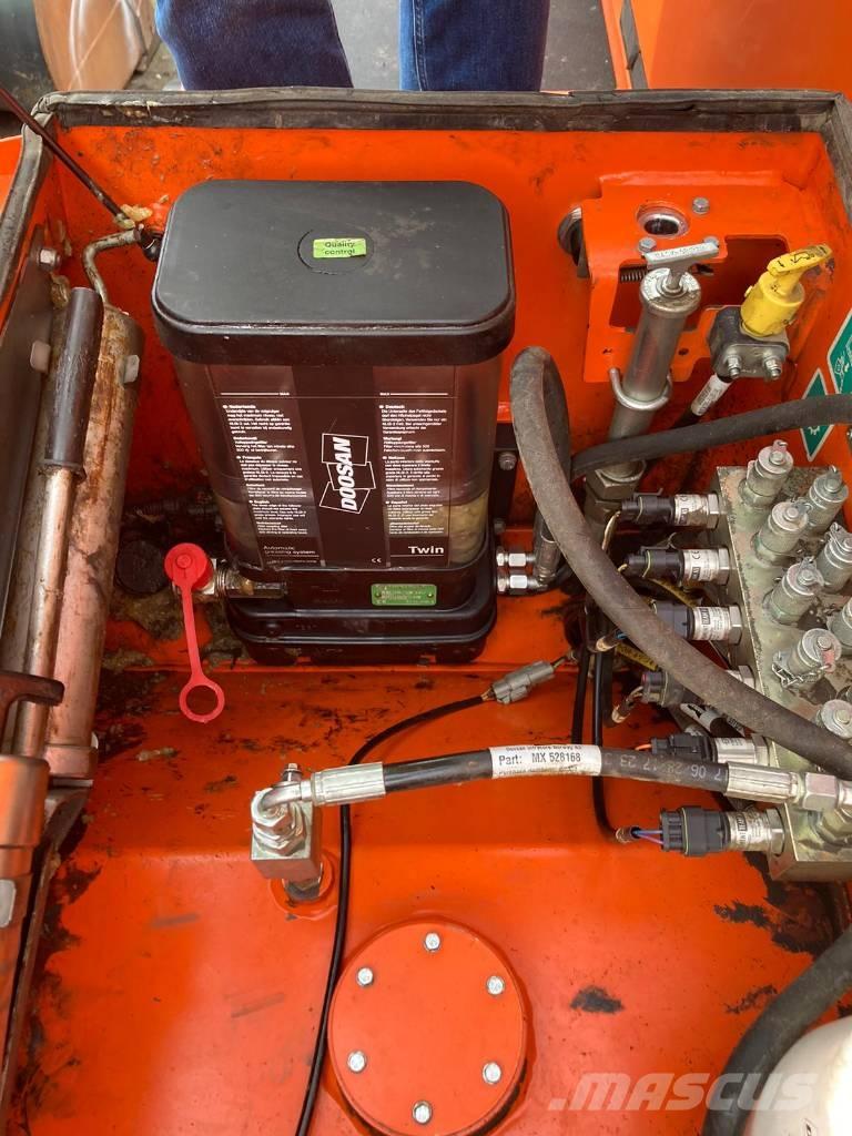 Doosan DA 30 Шарнирно-сочленённые самосвалы