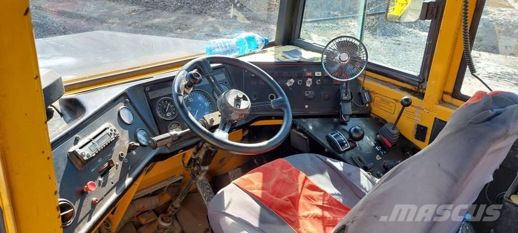 Volvo A 25 B , A 25 C Шарнирно-сочленённые самосвалы