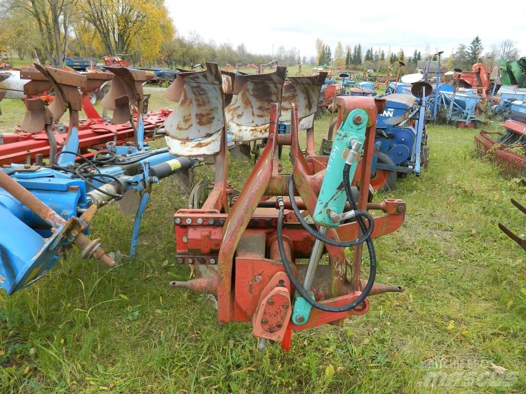 Kverneland 3 Оборотные плуги