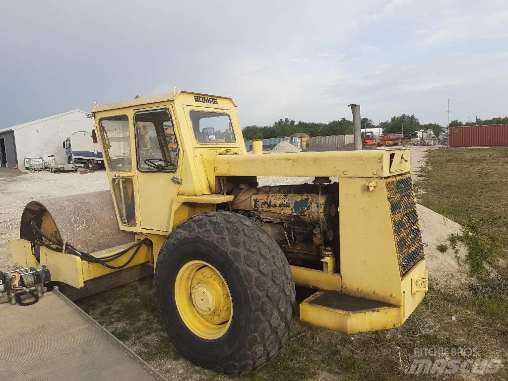 Bomag BW 212 D Уплотнители грунта